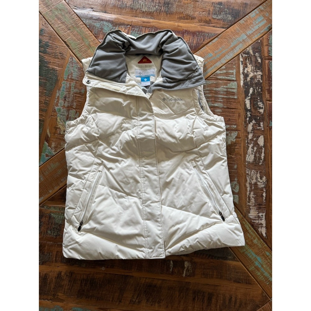 Columbia Quilted Omni Heat Vest Women M White Lightweight Layer Fall Winter EUC